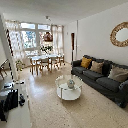 Malagueta Sol Y Playa Apartment Malaga Exterior photo