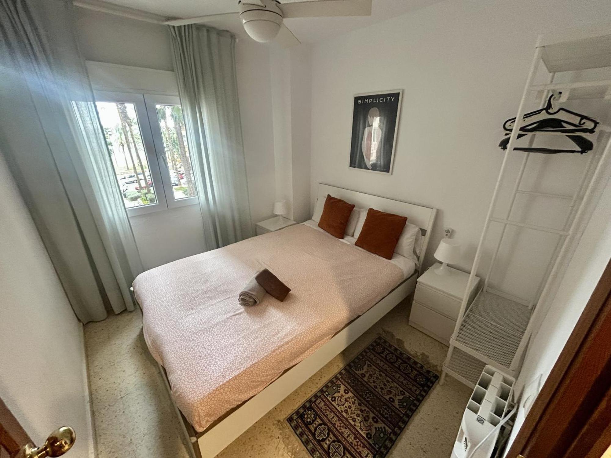 Malagueta Sol Y Playa Apartment Malaga Exterior photo